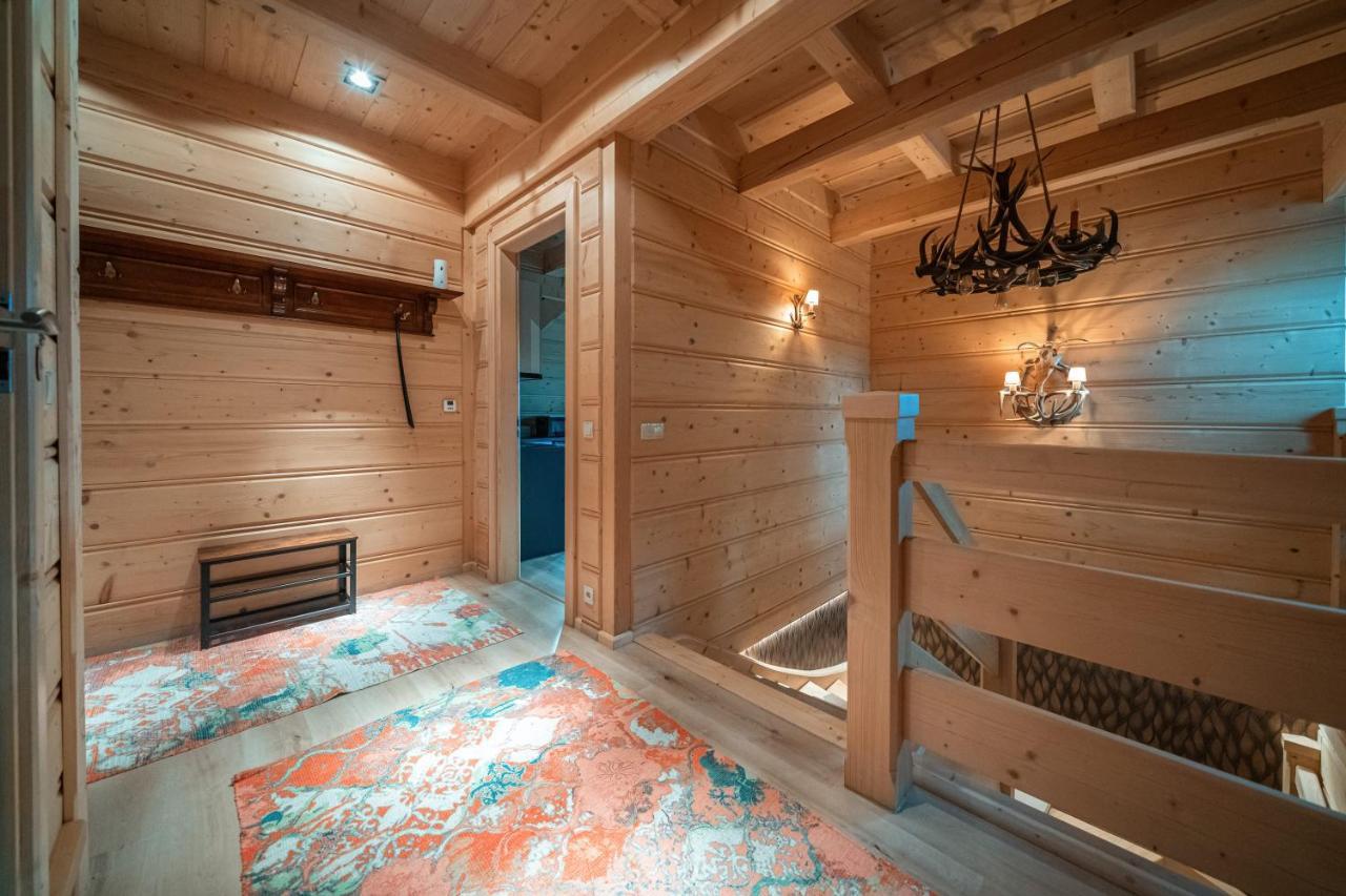 كوشتيليسكا Rich Witch Villa&Spa المظهر الخارجي الصورة